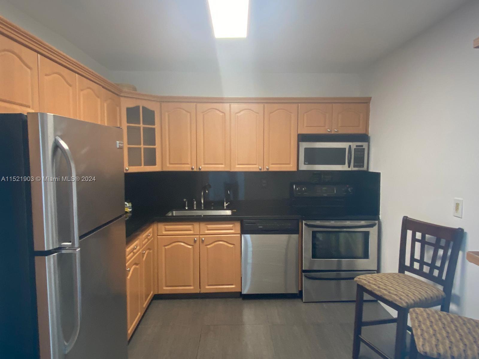 2450 NE 135th St 1012, North Miami, Florida 33181, 2 Bedrooms Bedrooms, ,2 BathroomsBathrooms,Residential,For Sale,2450 NE 135th St 1012,A11521903