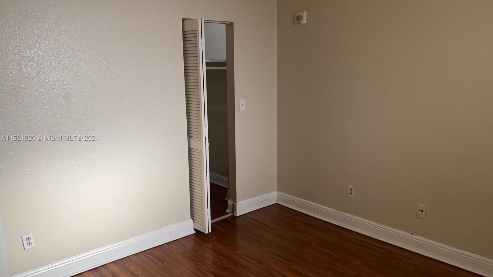 2000 NE 135th St 910, North Miami, Florida 33181, 2 Bedrooms Bedrooms, ,2 BathroomsBathrooms,Residential,For Sale,2000 NE 135th St 910,A11521920