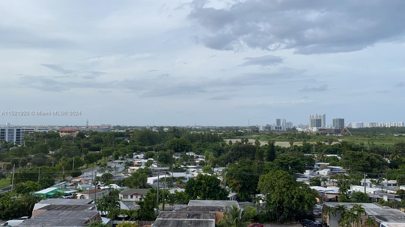 2000 NE 135th St 910, North Miami, Florida 33181, 2 Bedrooms Bedrooms, ,2 BathroomsBathrooms,Residential,For Sale,2000 NE 135th St 910,A11521920