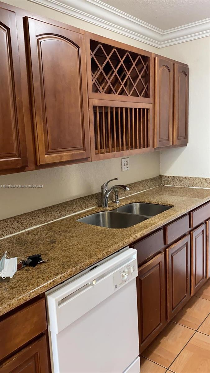 2000 NE 135th St 910, North Miami, Florida 33181, 2 Bedrooms Bedrooms, ,2 BathroomsBathrooms,Residential,For Sale,2000 NE 135th St 910,A11521920