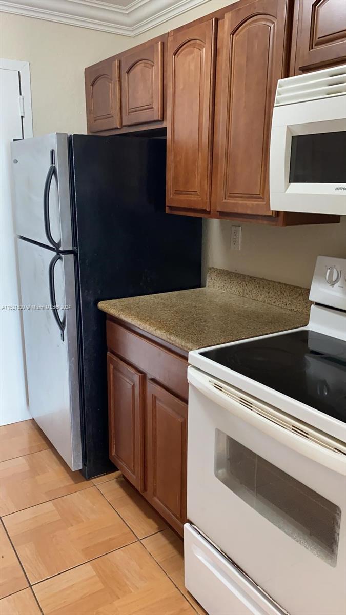 2000 NE 135th St 910, North Miami, Florida 33181, 2 Bedrooms Bedrooms, ,2 BathroomsBathrooms,Residential,For Sale,2000 NE 135th St 910,A11521920
