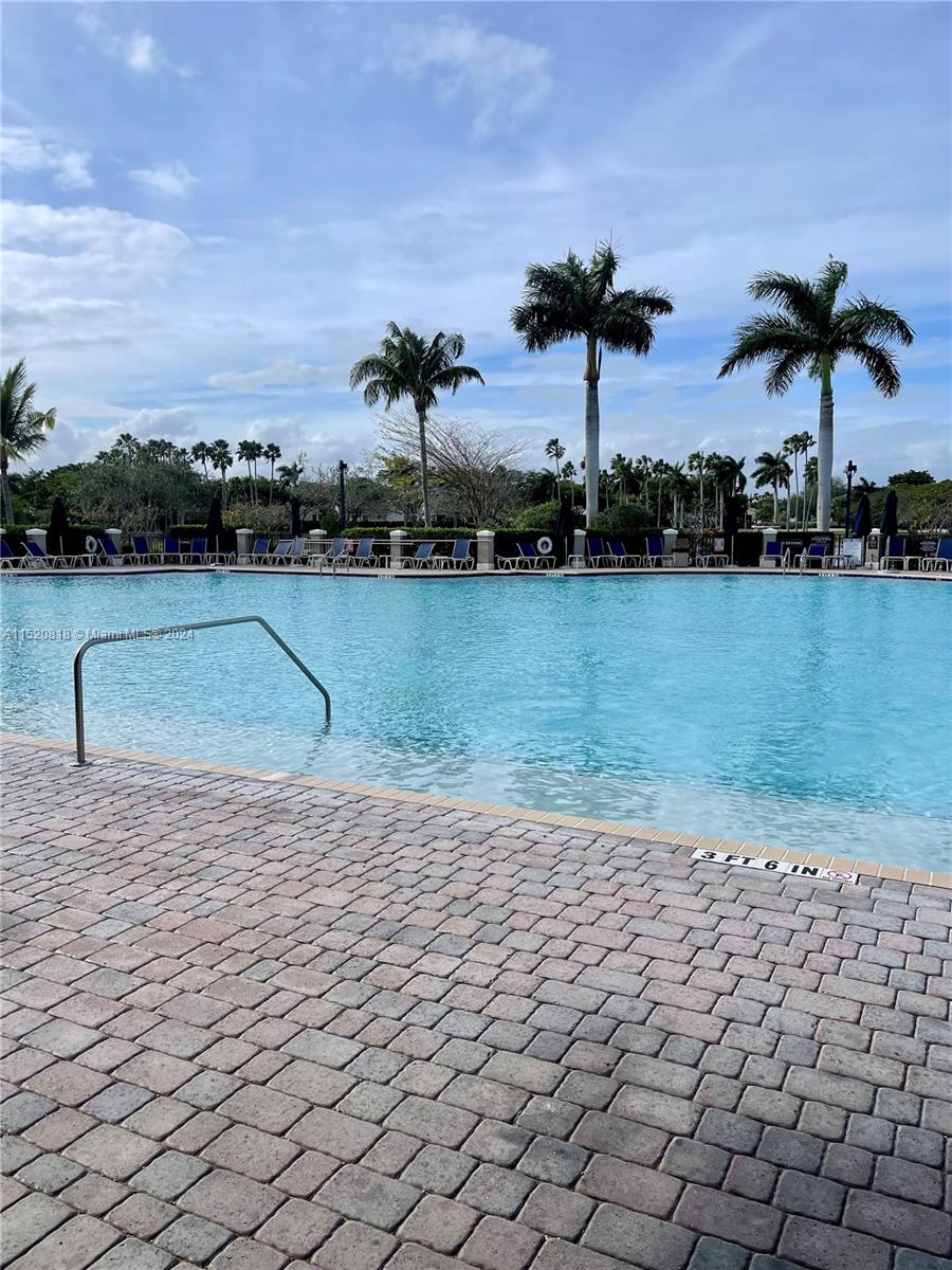 9207 SW 227th St 7, Cutler Bay, Florida 33190, 3 Bedrooms Bedrooms, ,3 BathroomsBathrooms,Residential,For Sale,9207 SW 227th St 7,A11520818