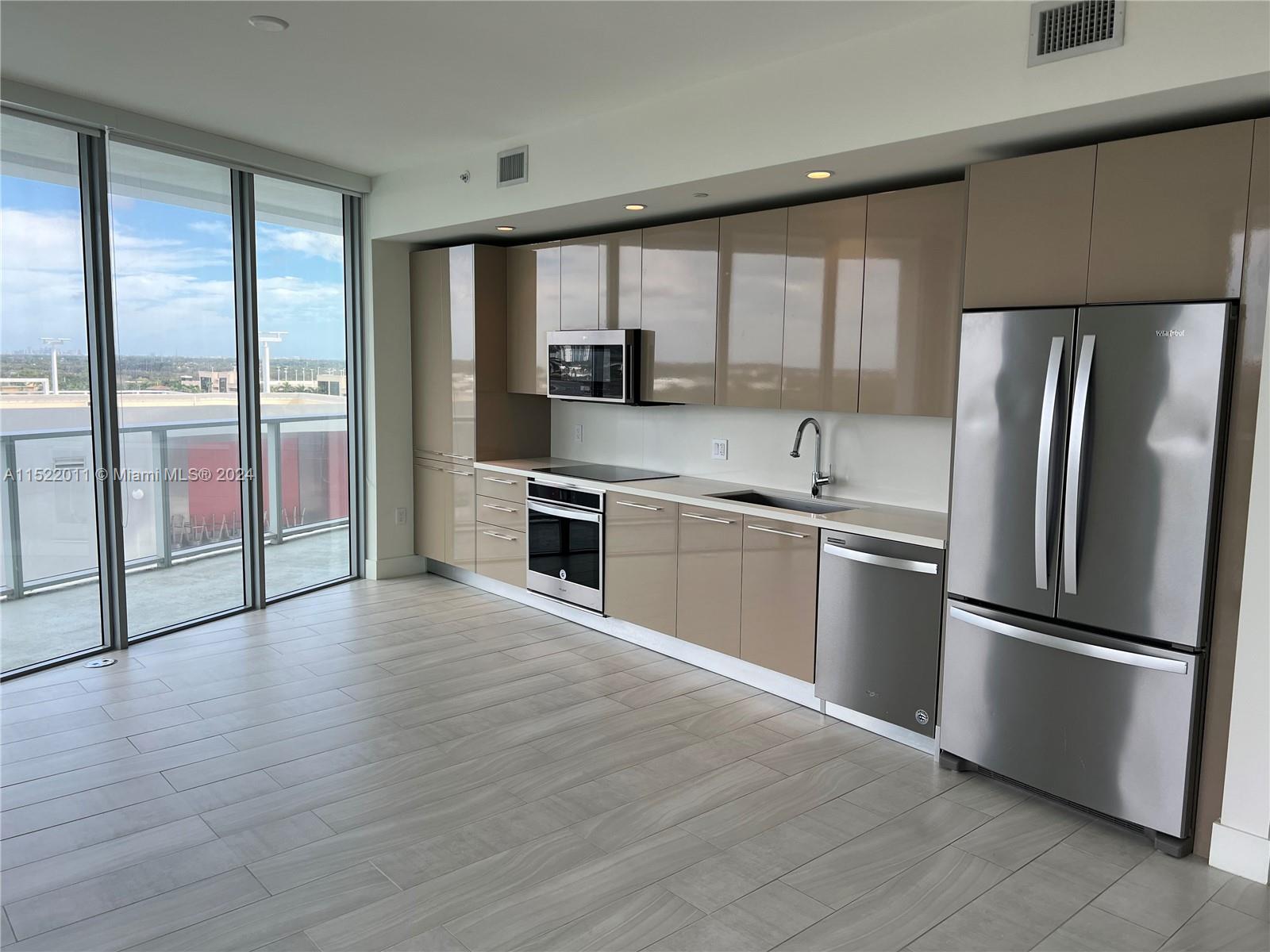 2000 Metropica Way 810, Sunrise, Florida 33323, 2 Bedrooms Bedrooms, ,2 BathroomsBathrooms,Residential,For Sale,2000 Metropica Way 810,A11522011