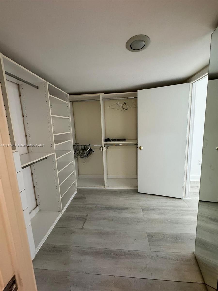 11111 Biscayne Blvd 11E, Miami, Florida 33181, 2 Bedrooms Bedrooms, ,2 BathroomsBathrooms,Residential,For Sale,11111 Biscayne Blvd 11E,A11517987