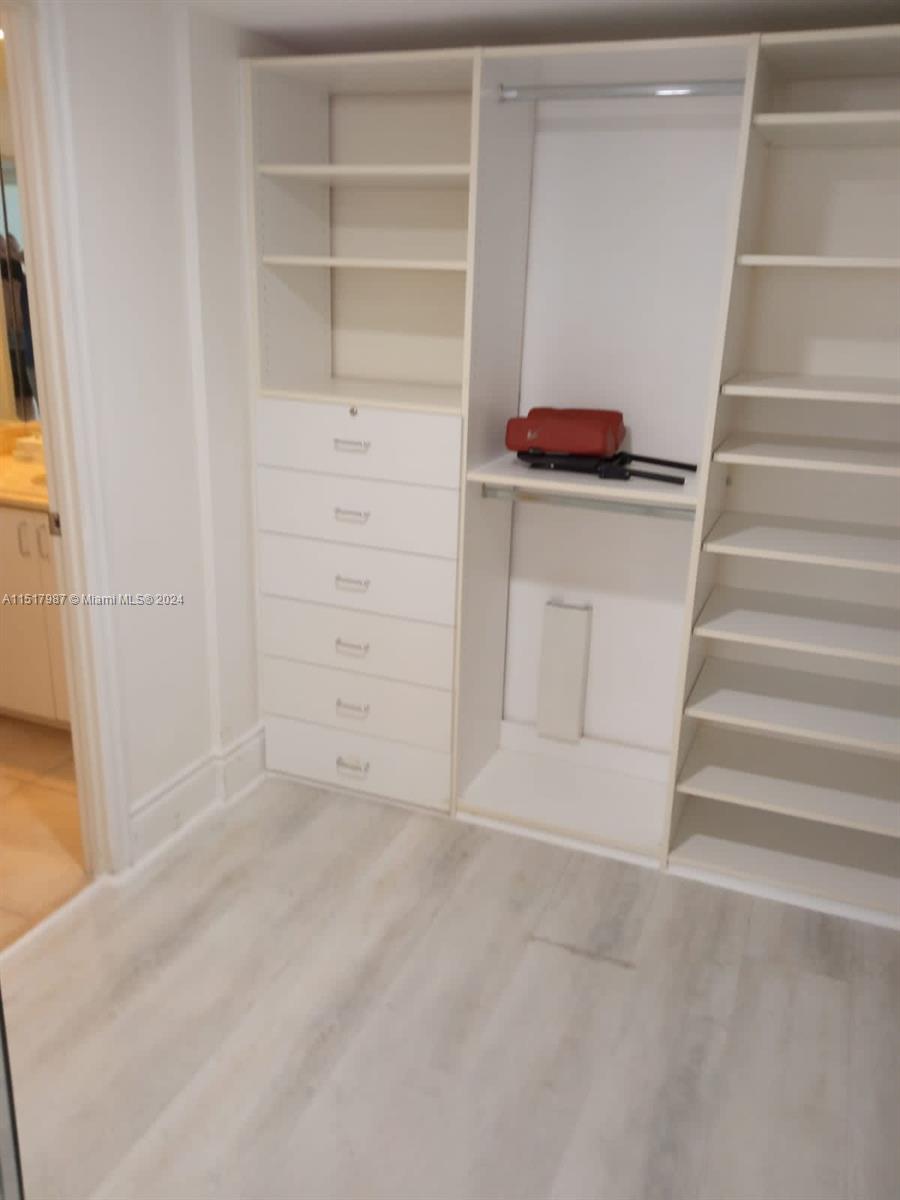 11111 Biscayne Blvd 11E, Miami, Florida 33181, 2 Bedrooms Bedrooms, ,2 BathroomsBathrooms,Residential,For Sale,11111 Biscayne Blvd 11E,A11517987