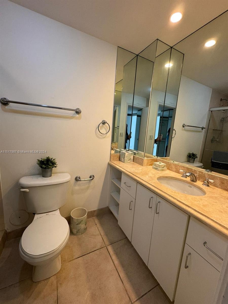 11111 Biscayne Blvd 11E, Miami, Florida 33181, 2 Bedrooms Bedrooms, ,2 BathroomsBathrooms,Residential,For Sale,11111 Biscayne Blvd 11E,A11517987