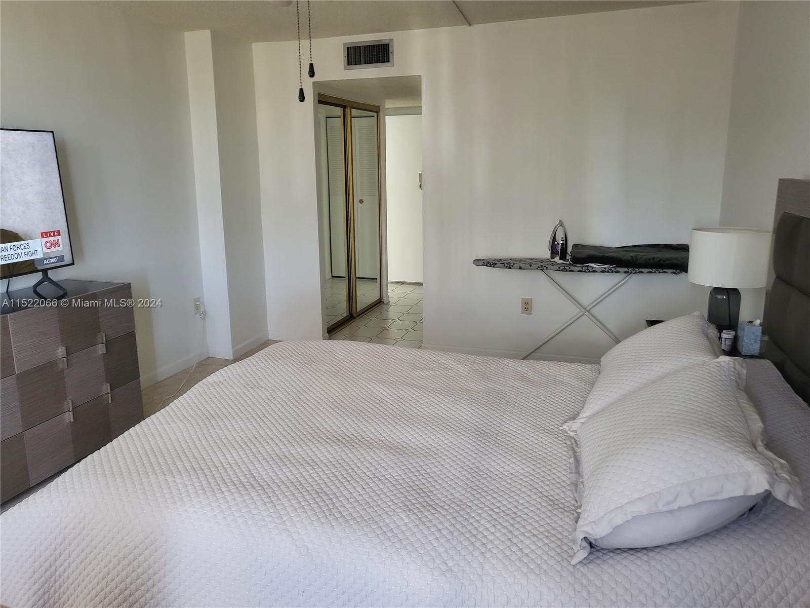 2851 NE 183rd St 411E, Aventura, Florida 33160, 1 Bedroom Bedrooms, ,1 BathroomBathrooms,Residential,For Sale,2851 NE 183rd St 411E,A11522066