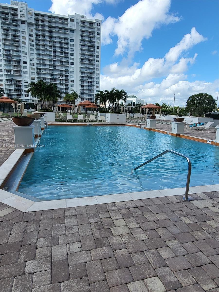 2851 NE 183rd St 411E, Aventura, Florida 33160, 1 Bedroom Bedrooms, ,1 BathroomBathrooms,Residential,For Sale,2851 NE 183rd St 411E,A11522066