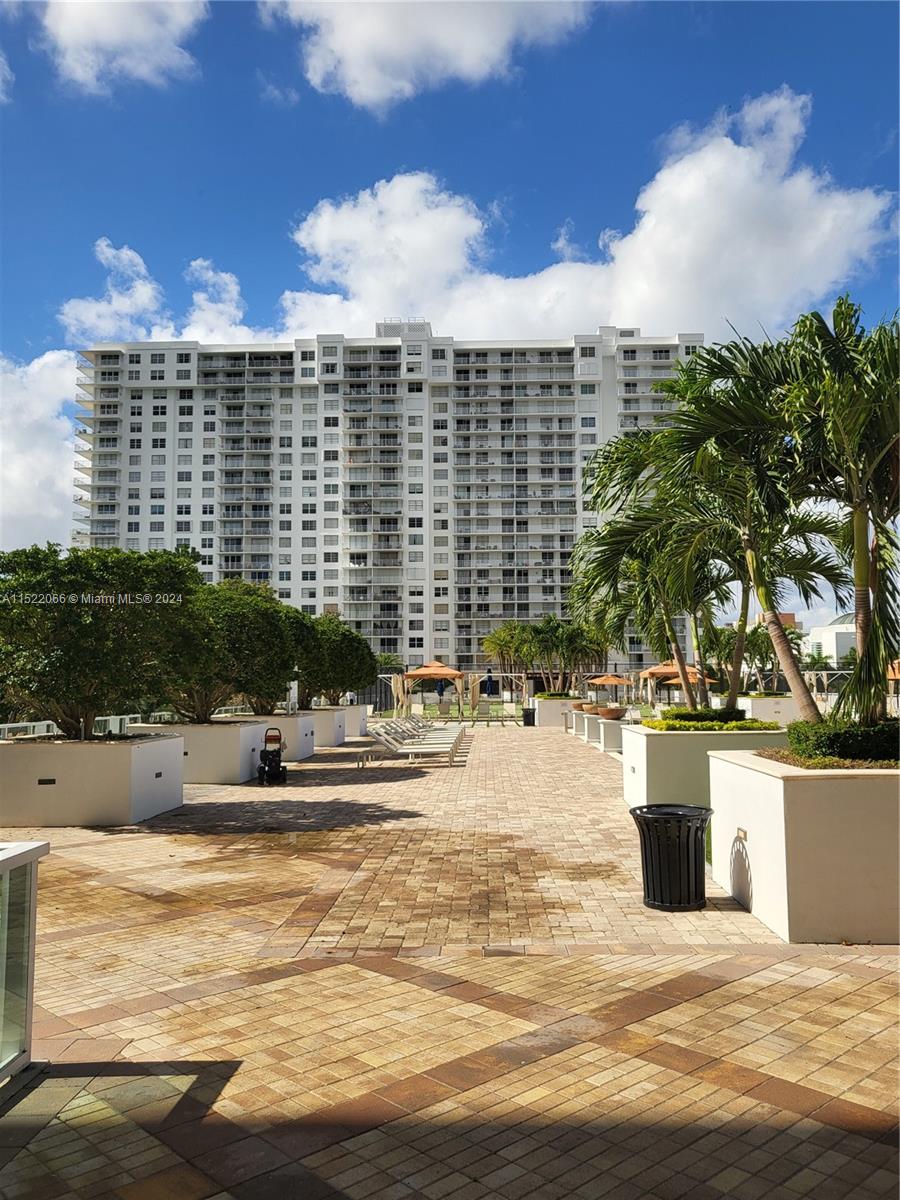 2851 NE 183rd St 411E, Aventura, Florida 33160, 1 Bedroom Bedrooms, ,1 BathroomBathrooms,Residential,For Sale,2851 NE 183rd St 411E,A11522066