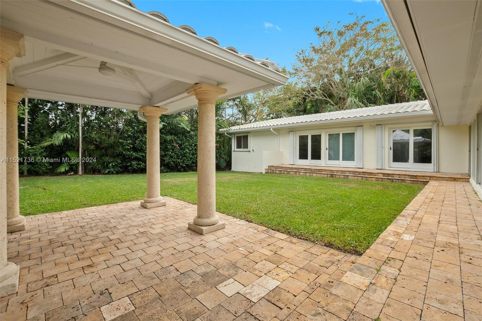 247 Bal Bay Dr, Bal Harbour, Florida 33154, 4 Bedrooms Bedrooms, ,4 BathroomsBathrooms,Residential,For Sale,247 Bal Bay Dr,A11521736