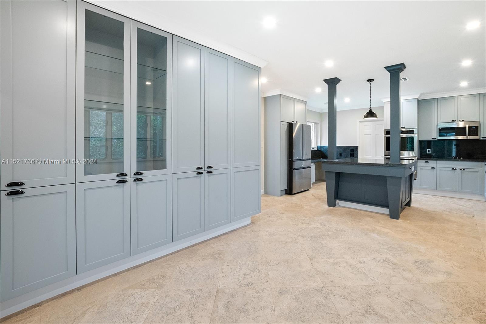 247 Bal Bay Dr, Bal Harbour, Florida 33154, 4 Bedrooms Bedrooms, ,4 BathroomsBathrooms,Residential,For Sale,247 Bal Bay Dr,A11521736