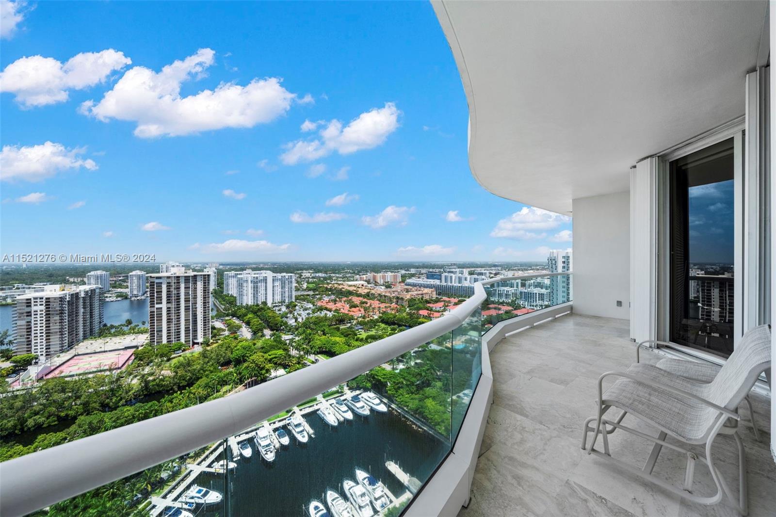 Aventura, Florida 33160, 3 Bedrooms Bedrooms, ,3 BathroomsBathrooms,Residential,For Sale,A11521276