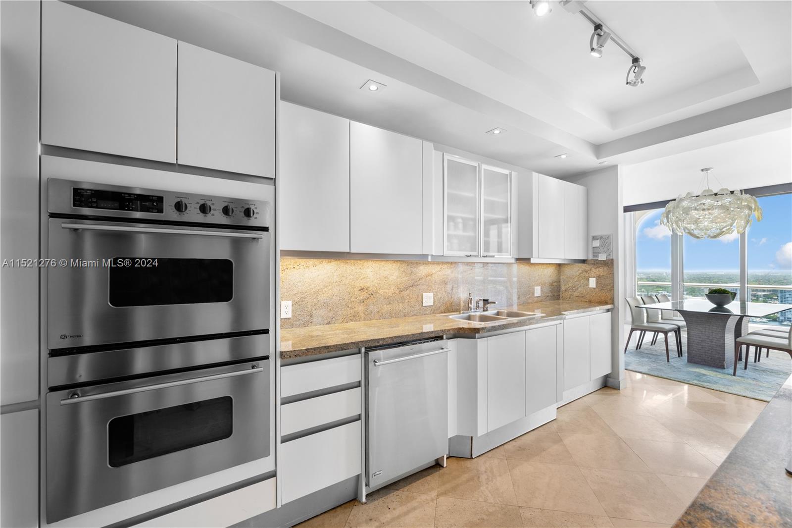 Aventura, Florida 33160, 3 Bedrooms Bedrooms, ,3 BathroomsBathrooms,Residential,For Sale,A11521276