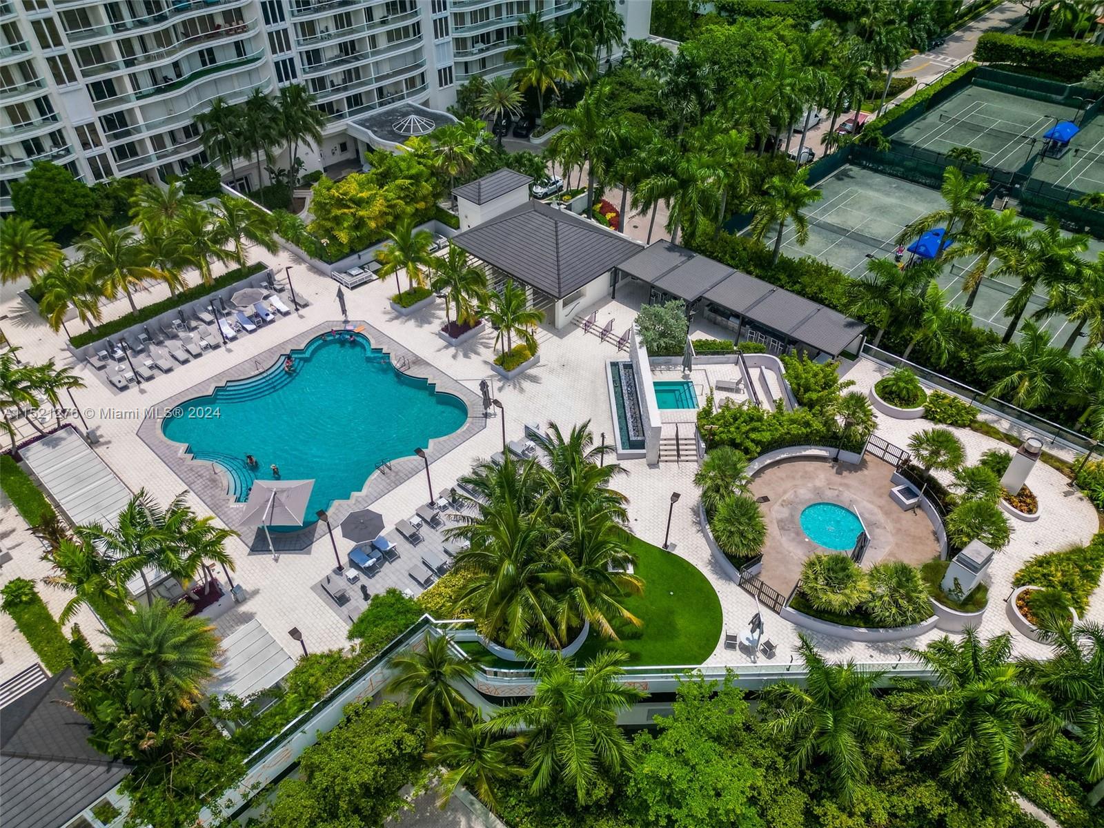 Aventura, Florida 33160, 3 Bedrooms Bedrooms, ,3 BathroomsBathrooms,Residential,For Sale,A11521276