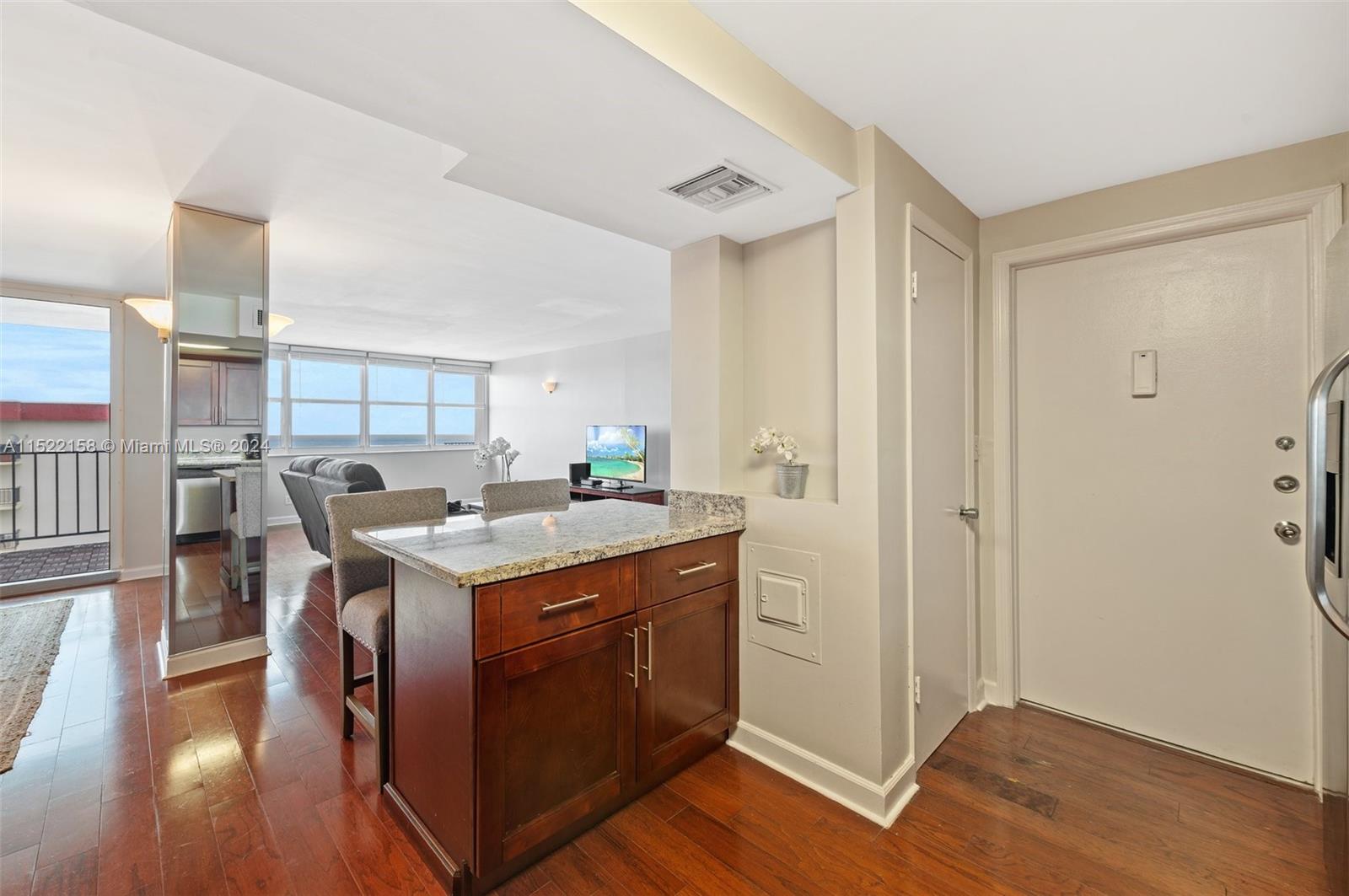 1400 S Ocean Dr 1702, Hollywood, Florida 33019, 2 Bedrooms Bedrooms, ,2 BathroomsBathrooms,Residential,For Sale,1400 S Ocean Dr 1702,A11522158