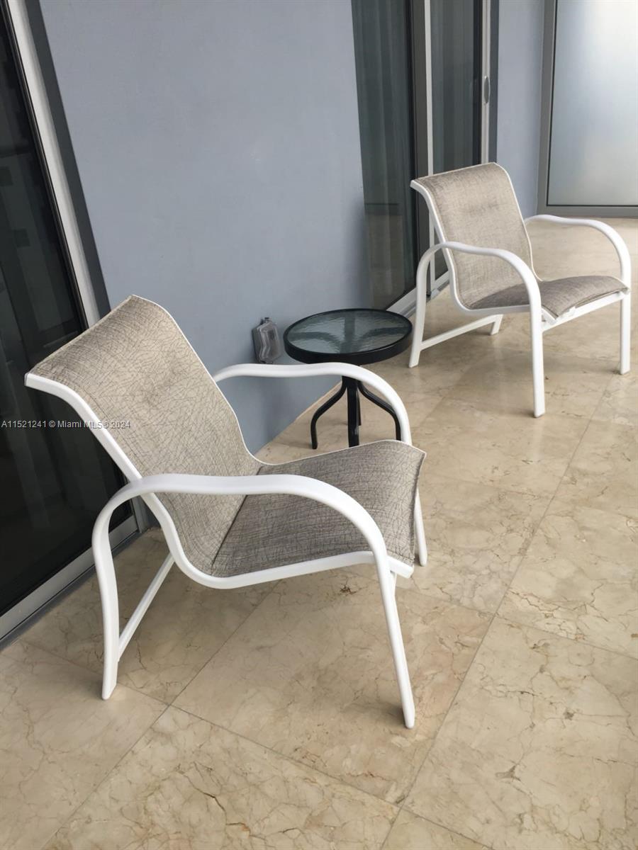 1300 Brickell Bay Dr 1107, Miami, Florida 33131, 1 Bedroom Bedrooms, ,1 BathroomBathrooms,Residentiallease,For Rent,1300 Brickell Bay Dr 1107,A11521241