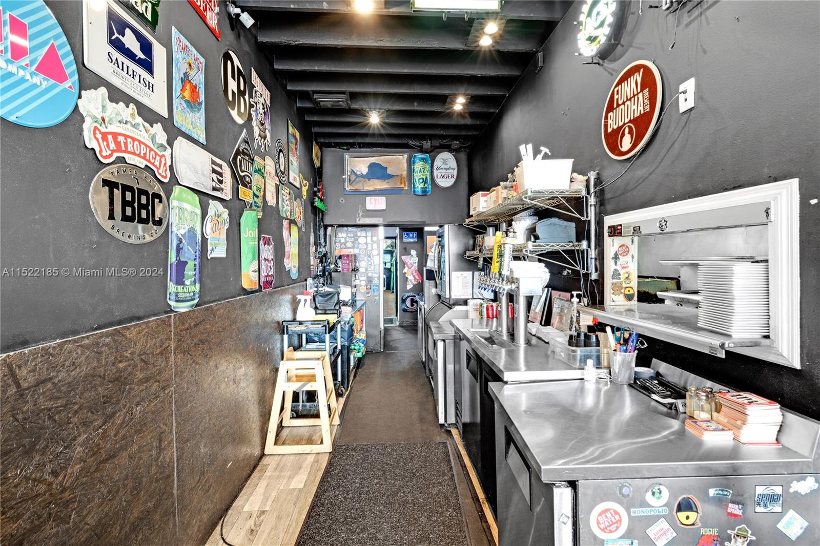 N Giralda, Coral Gables, Florida 33134, ,Businessopportunity,For Sale, N Giralda,A11522185