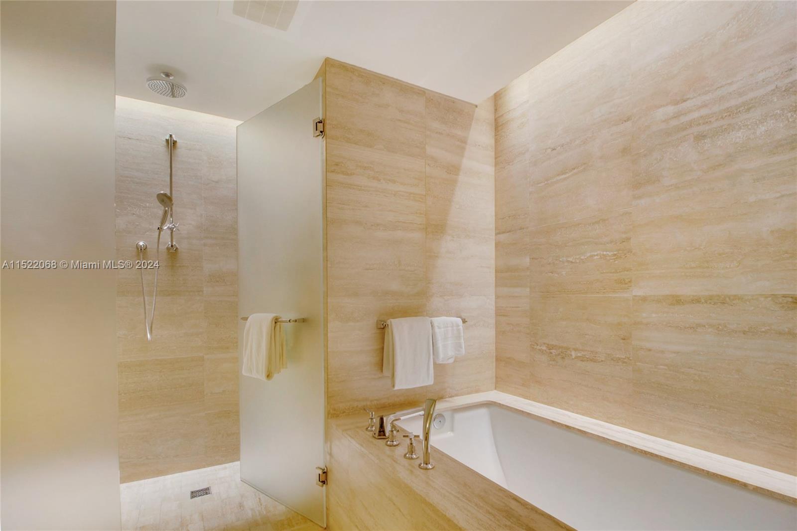 9703 Collins Ave 806, Bal Harbour, Florida 33154, 1 Bedroom Bedrooms, ,2 BathroomsBathrooms,Residential,For Sale,9703 Collins Ave 806,A11522068