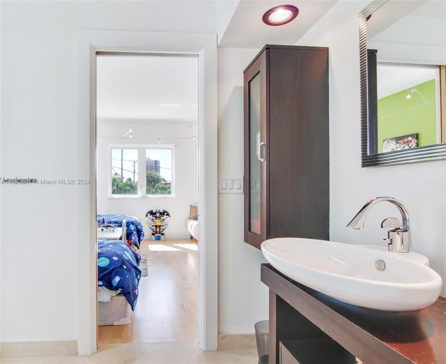 3328 NE 16th Ct, Fort Lauderdale, Florida 33305, 5 Bedrooms Bedrooms, ,5 BathroomsBathrooms,Residentiallease,For Rent,3328 NE 16th Ct,A11520801