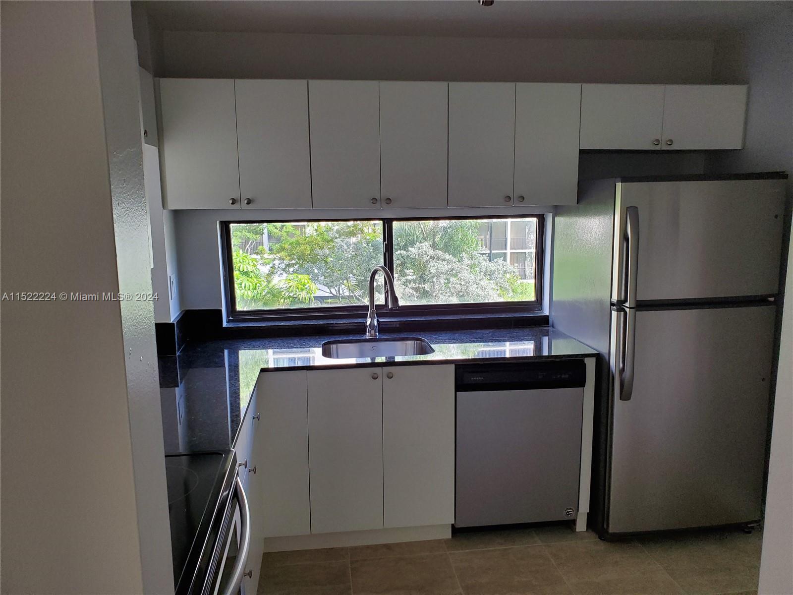 17011 N Bay Rd 306, Sunny Isles Beach, Florida 33160, 2 Bedrooms Bedrooms, ,2 BathroomsBathrooms,Residential,For Sale,17011 N Bay Rd 306,A11522224