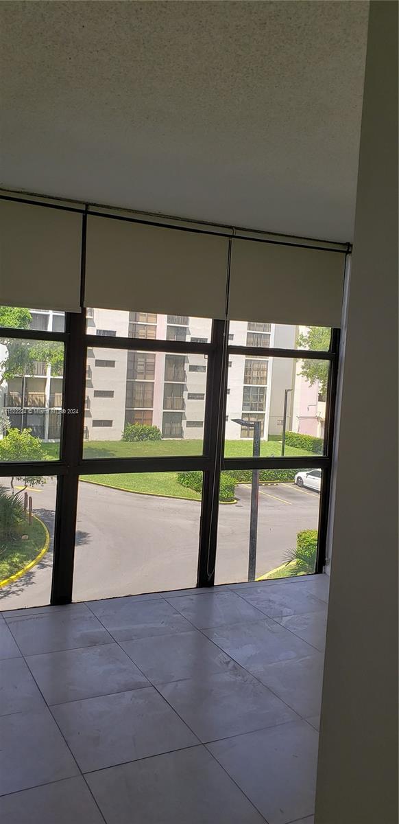 17011 N Bay Rd 306, Sunny Isles Beach, Florida 33160, 2 Bedrooms Bedrooms, ,2 BathroomsBathrooms,Residential,For Sale,17011 N Bay Rd 306,A11522224