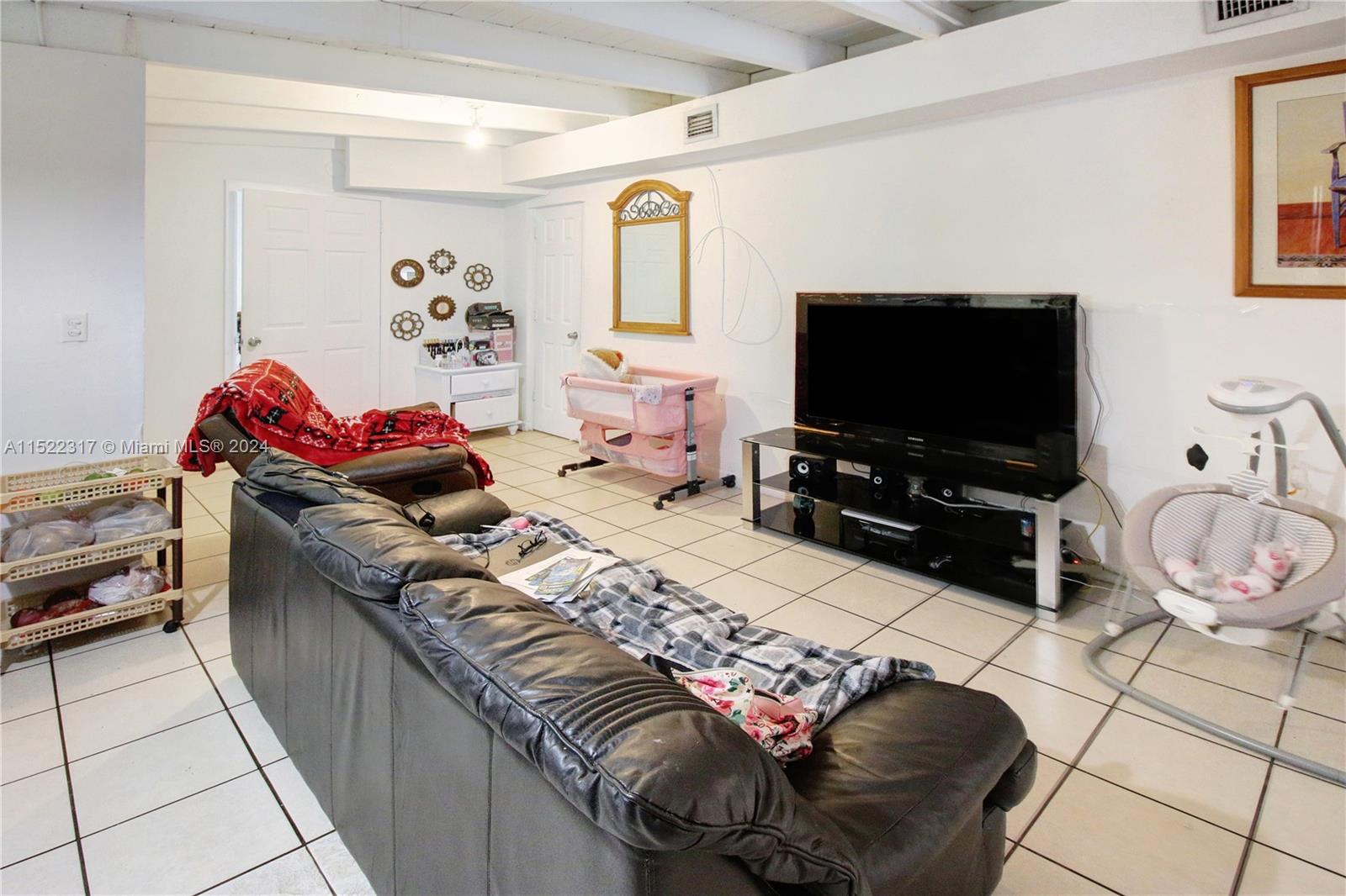 3140 SW 16th St, Miami, Florida 33145, 3 Bedrooms Bedrooms, ,3 BathroomsBathrooms,Residential,For Sale,3140 SW 16th St,A11522317