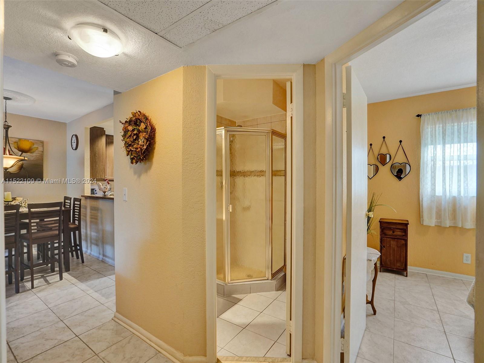 4805 NW 35th St 601, Lauderdale Lakes, Florida 33319, 2 Bedrooms Bedrooms, ,2 BathroomsBathrooms,Residential,For Sale,4805 NW 35th St 601,A11522109