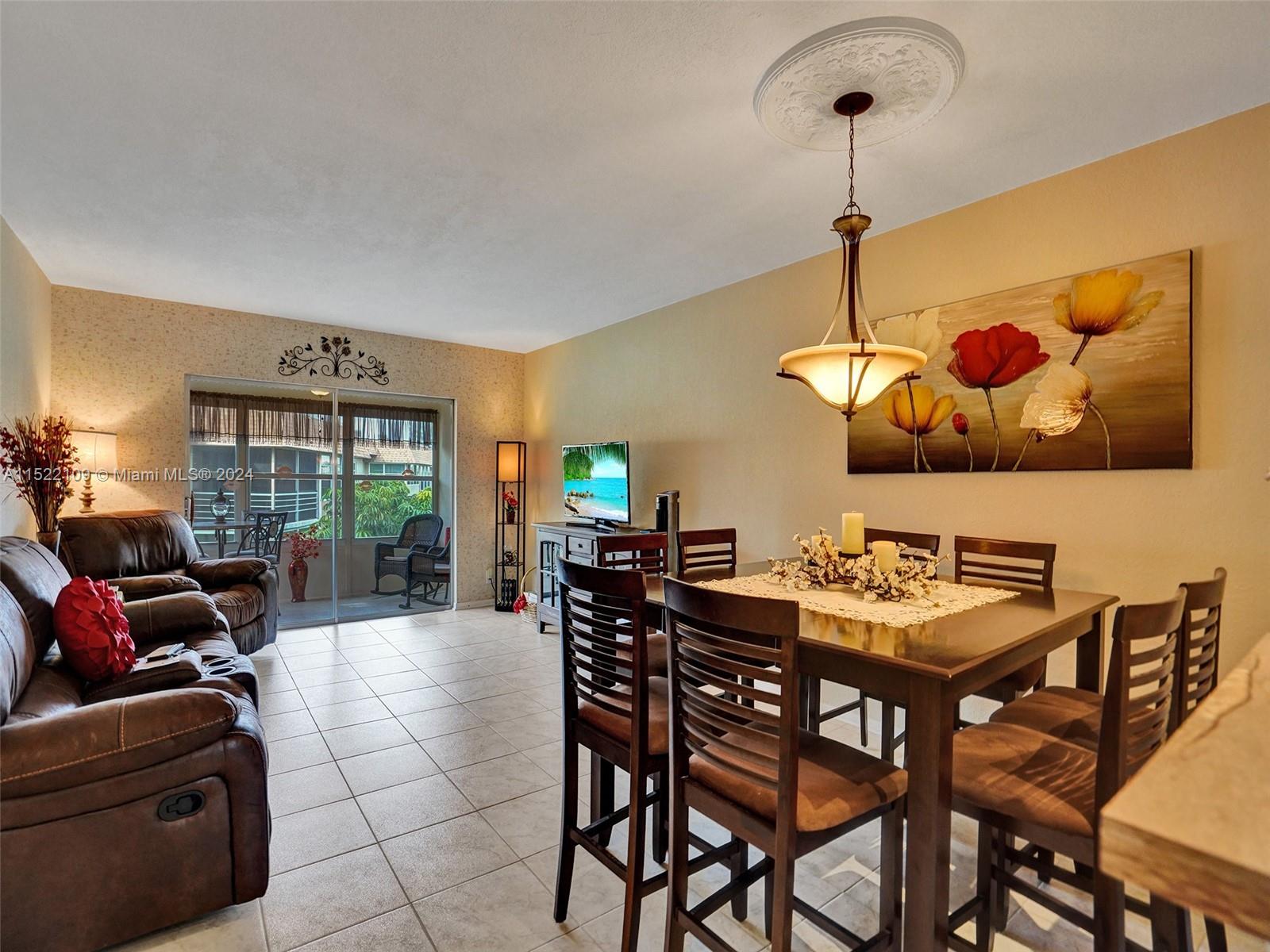 4805 NW 35th St 601, Lauderdale Lakes, Florida 33319, 2 Bedrooms Bedrooms, ,2 BathroomsBathrooms,Residential,For Sale,4805 NW 35th St 601,A11522109