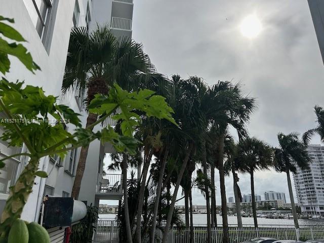 2801 NE 183rd St 115W, Aventura, Florida 33160, 1 Bedroom Bedrooms, ,1 BathroomBathrooms,Residential,For Sale,2801 NE 183rd St 115W,A11521175