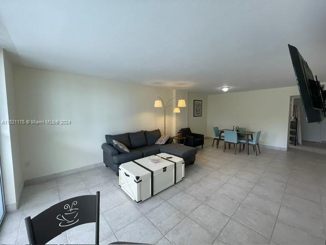 2801 NE 183rd St 115W, Aventura, Florida 33160, 1 Bedroom Bedrooms, ,1 BathroomBathrooms,Residential,For Sale,2801 NE 183rd St 115W,A11521175