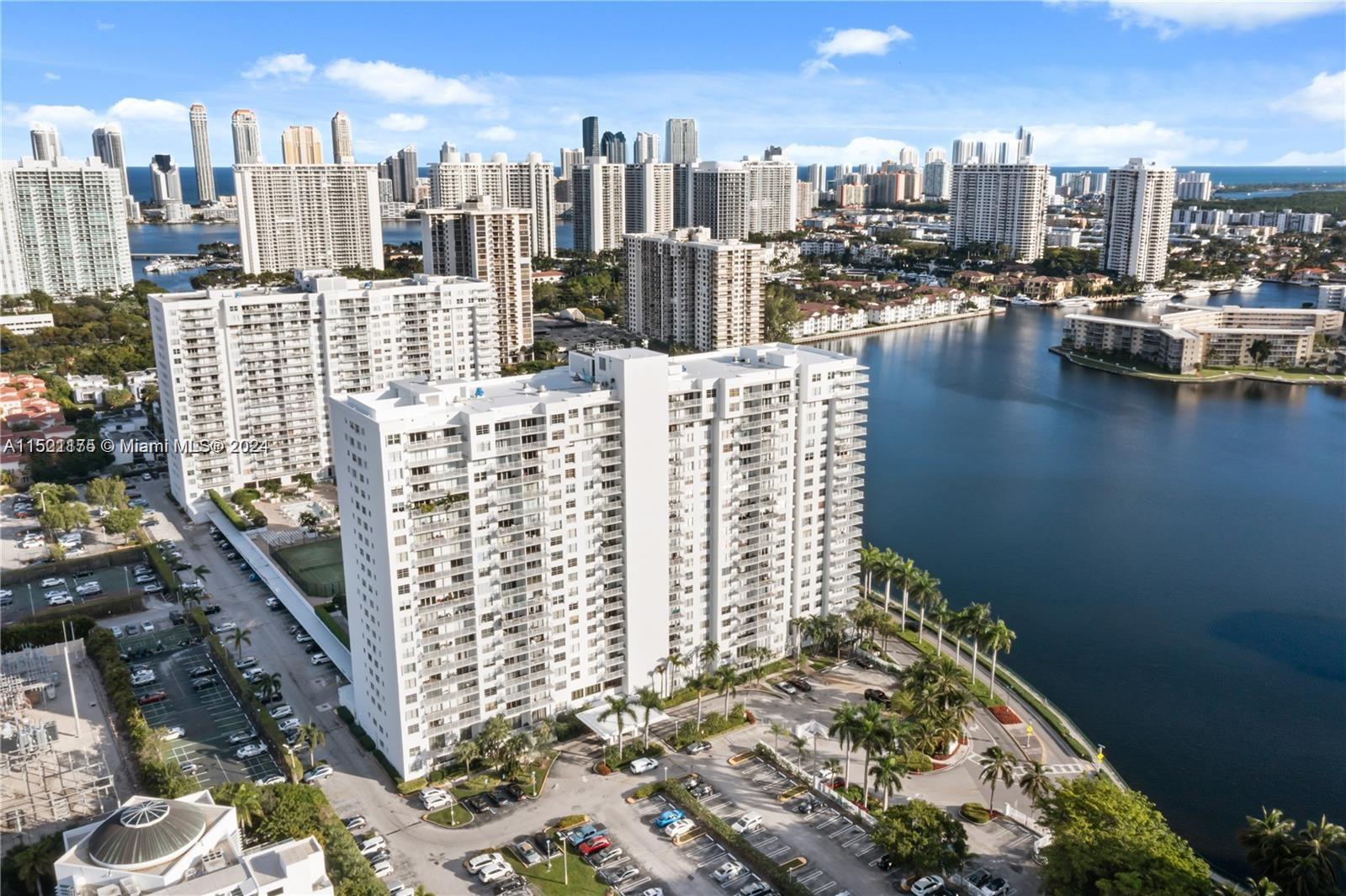 2801 NE 183rd St 115W, Aventura, Florida 33160, 1 Bedroom Bedrooms, ,1 BathroomBathrooms,Residential,For Sale,2801 NE 183rd St 115W,A11521175