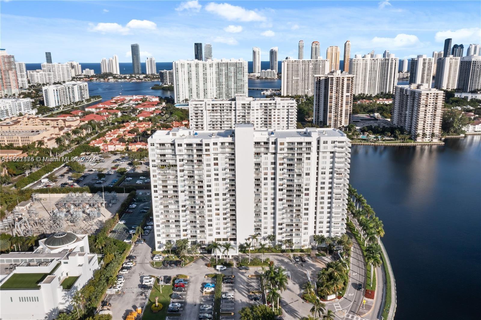 2801 NE 183rd St 115W, Aventura, Florida 33160, 1 Bedroom Bedrooms, ,1 BathroomBathrooms,Residential,For Sale,2801 NE 183rd St 115W,A11521175