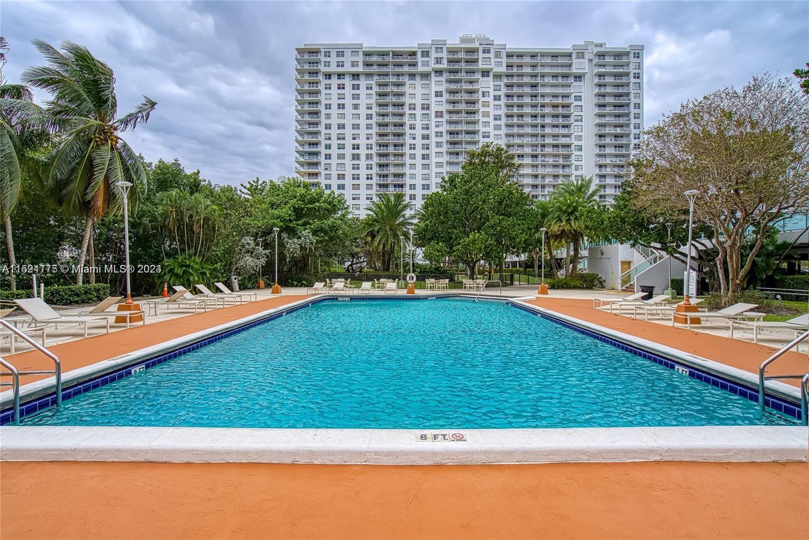 2801 NE 183rd St 115W, Aventura, Florida 33160, 1 Bedroom Bedrooms, ,1 BathroomBathrooms,Residential,For Sale,2801 NE 183rd St 115W,A11521175