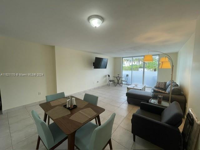 2801 NE 183rd St 115W, Aventura, Florida 33160, 1 Bedroom Bedrooms, ,1 BathroomBathrooms,Residential,For Sale,2801 NE 183rd St 115W,A11521175