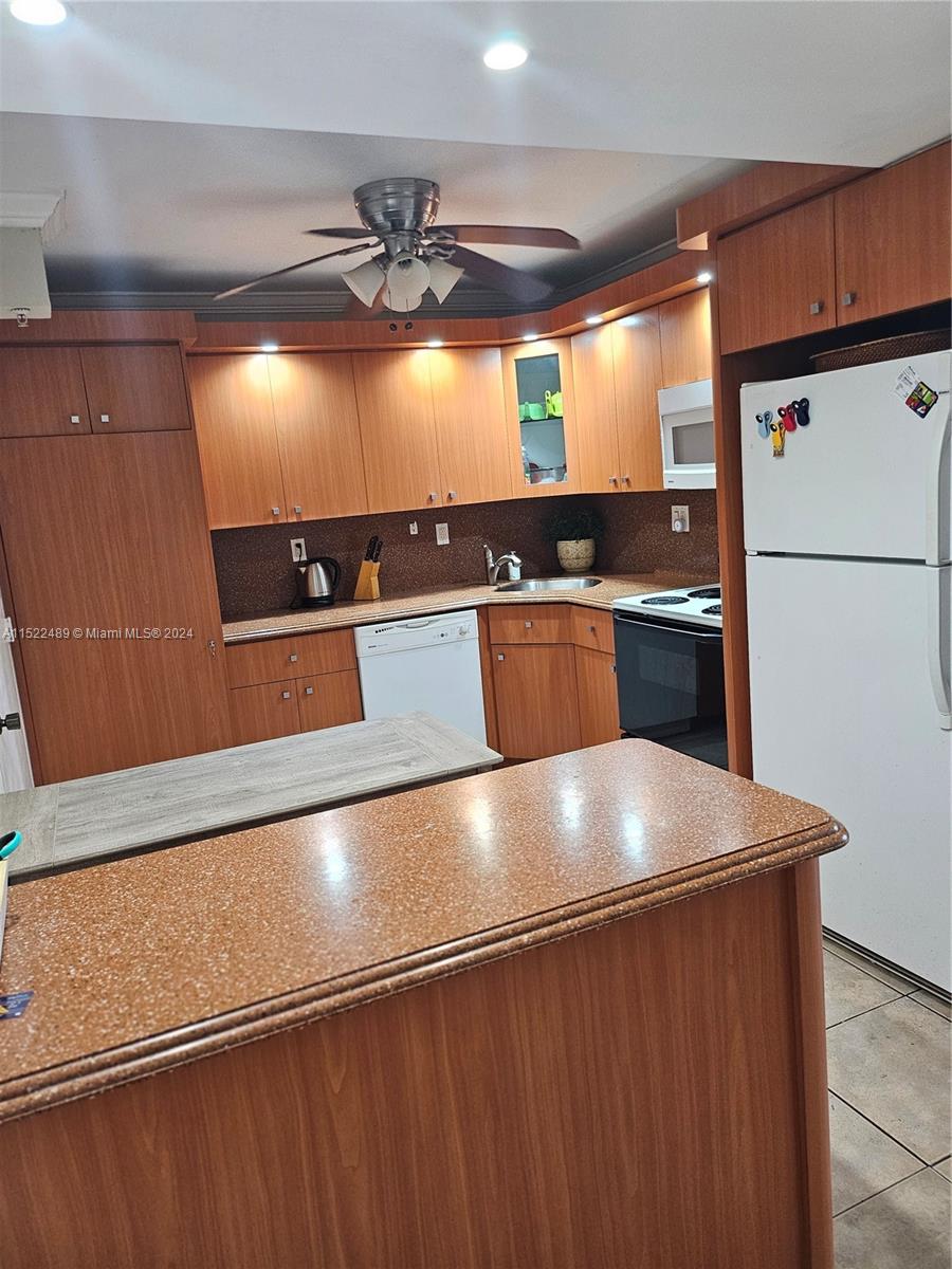 2780 NE 183rd St 614, Aventura, Florida 33160, 2 Bedrooms Bedrooms, 3 Rooms Rooms,2 BathroomsBathrooms,Residential,For Sale,2780 NE 183rd St 614,A11522489