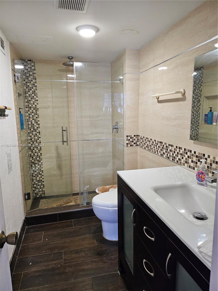 2780 NE 183rd St 614, Aventura, Florida 33160, 2 Bedrooms Bedrooms, 3 Rooms Rooms,2 BathroomsBathrooms,Residential,For Sale,2780 NE 183rd St 614,A11522489