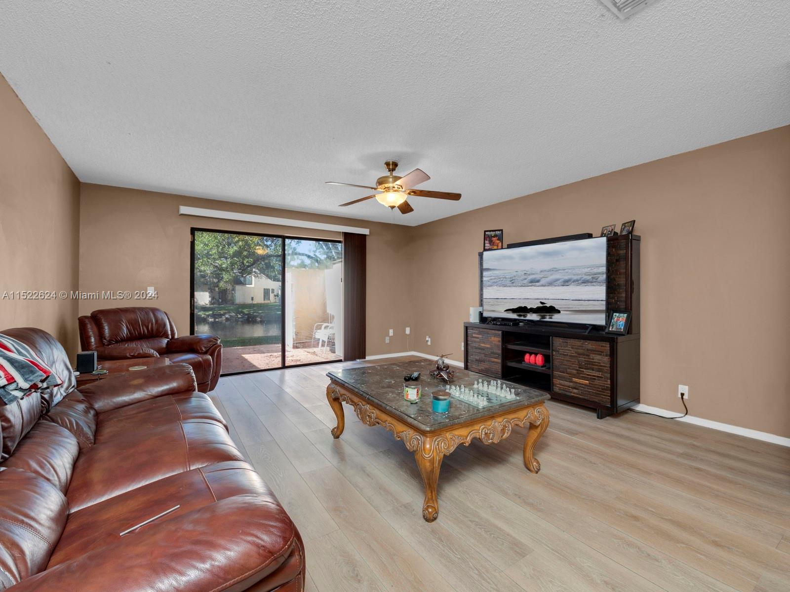 1270 NW 99th Ave 60, Pembroke Pines, Florida 33024, 2 Bedrooms Bedrooms, ,2 BathroomsBathrooms,Residential,For Sale,1270 NW 99th Ave 60,A11522624