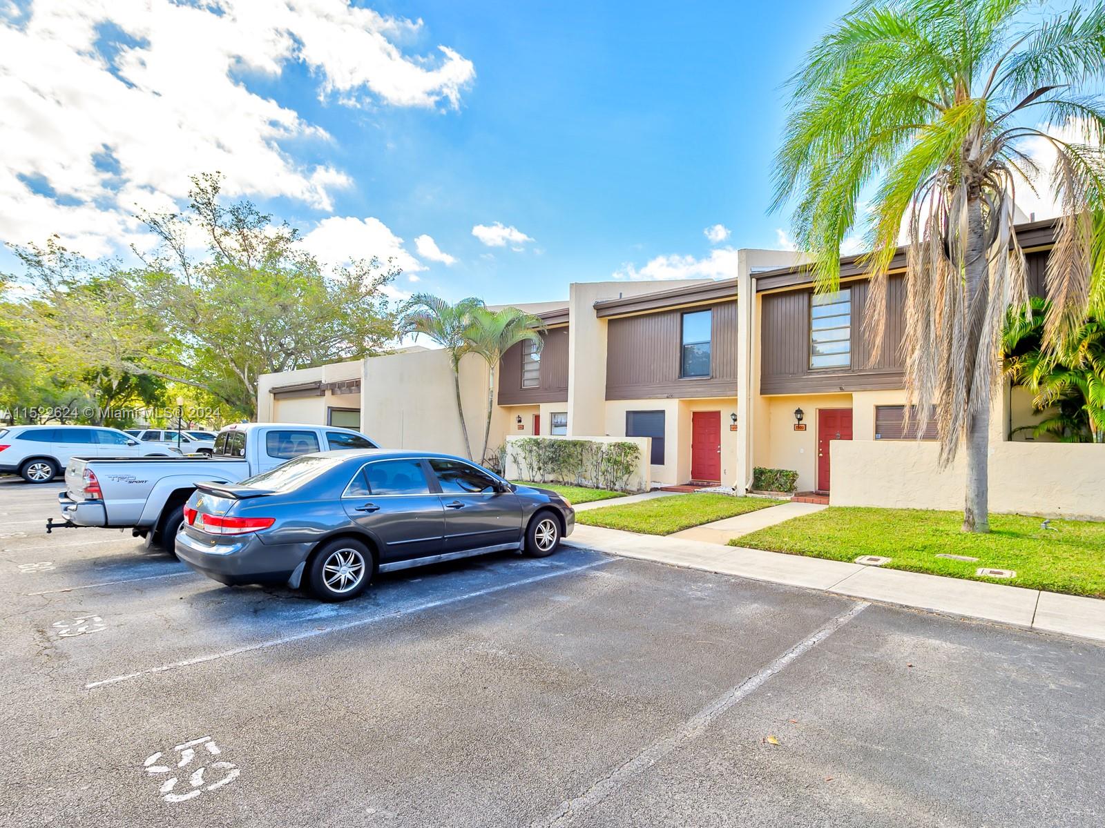 1270 NW 99th Ave 60, Pembroke Pines, Florida 33024, 2 Bedrooms Bedrooms, ,2 BathroomsBathrooms,Residential,For Sale,1270 NW 99th Ave 60,A11522624