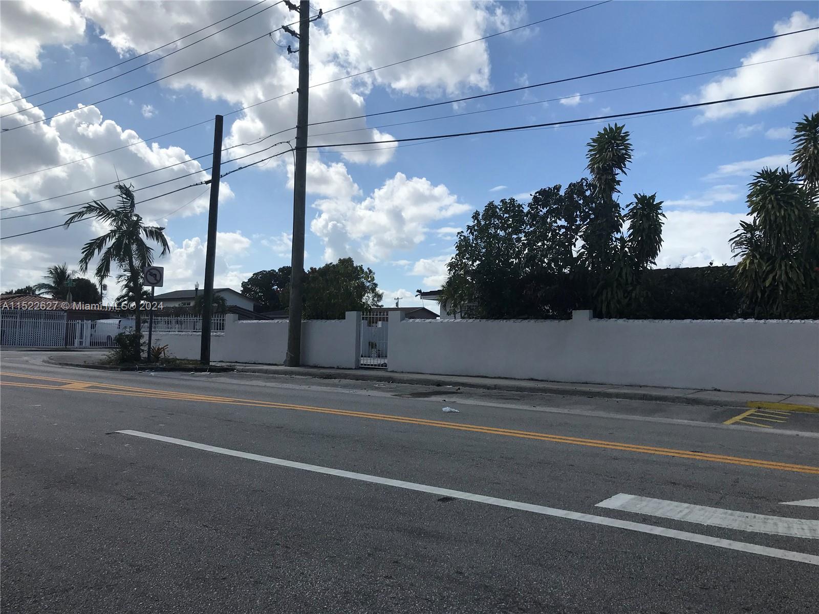 2020 E 1st Ave, Hialeah, Florida 33010, ,Commerciallease,For Rent,2020 E 1st Ave,A11522627