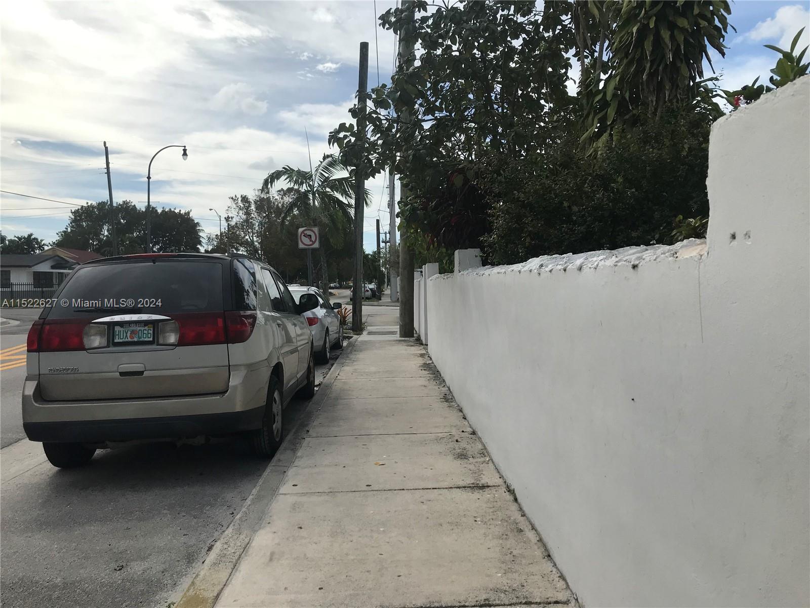 2020 E 1st Ave, Hialeah, Florida 33010, ,Commerciallease,For Rent,2020 E 1st Ave,A11522627