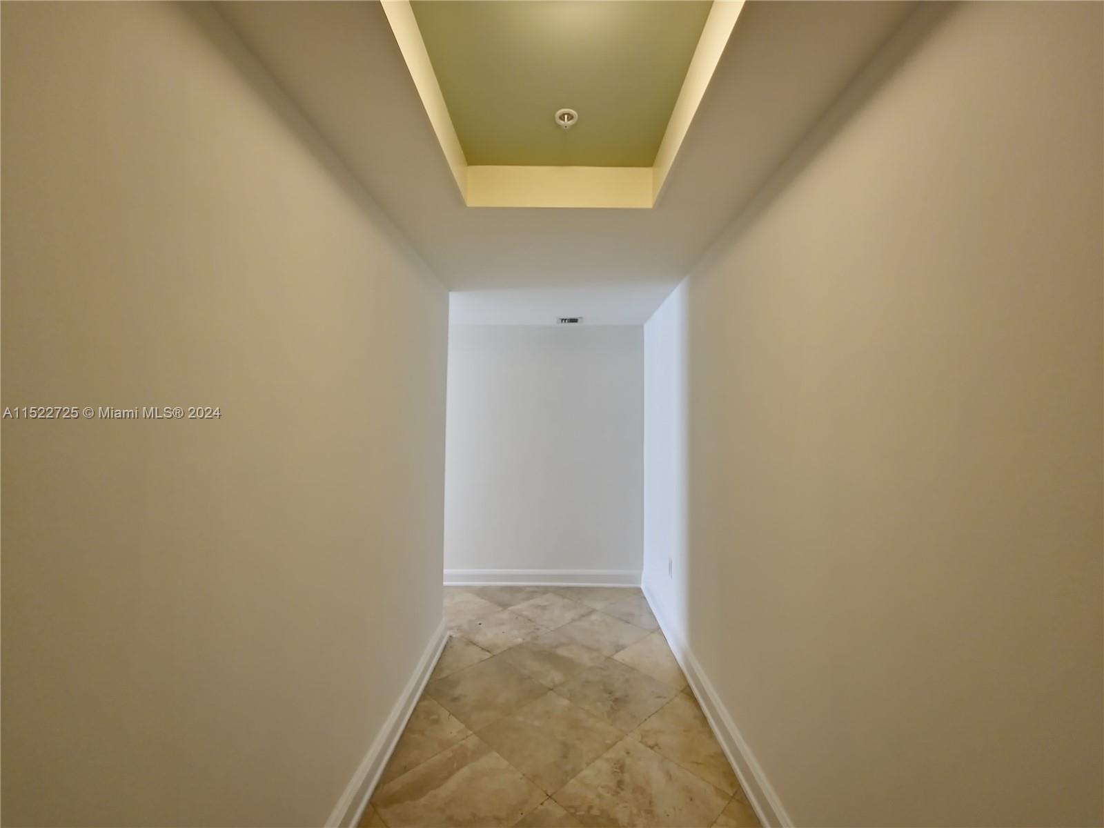 2951 S Bayshore Dr 1017, Miami, Florida 33133, 1 Bedroom Bedrooms, ,1 BathroomBathrooms,Residential,For Sale,2951 S Bayshore Dr 1017,A11522725
