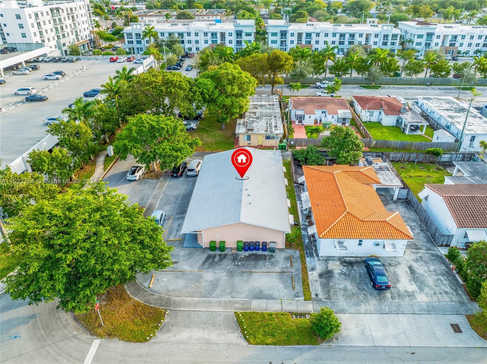 412 NE 4th Ave, Hallandale Beach, Florida 33009, ,Residentialincome,For Sale,412 NE 4th Ave,A11522754