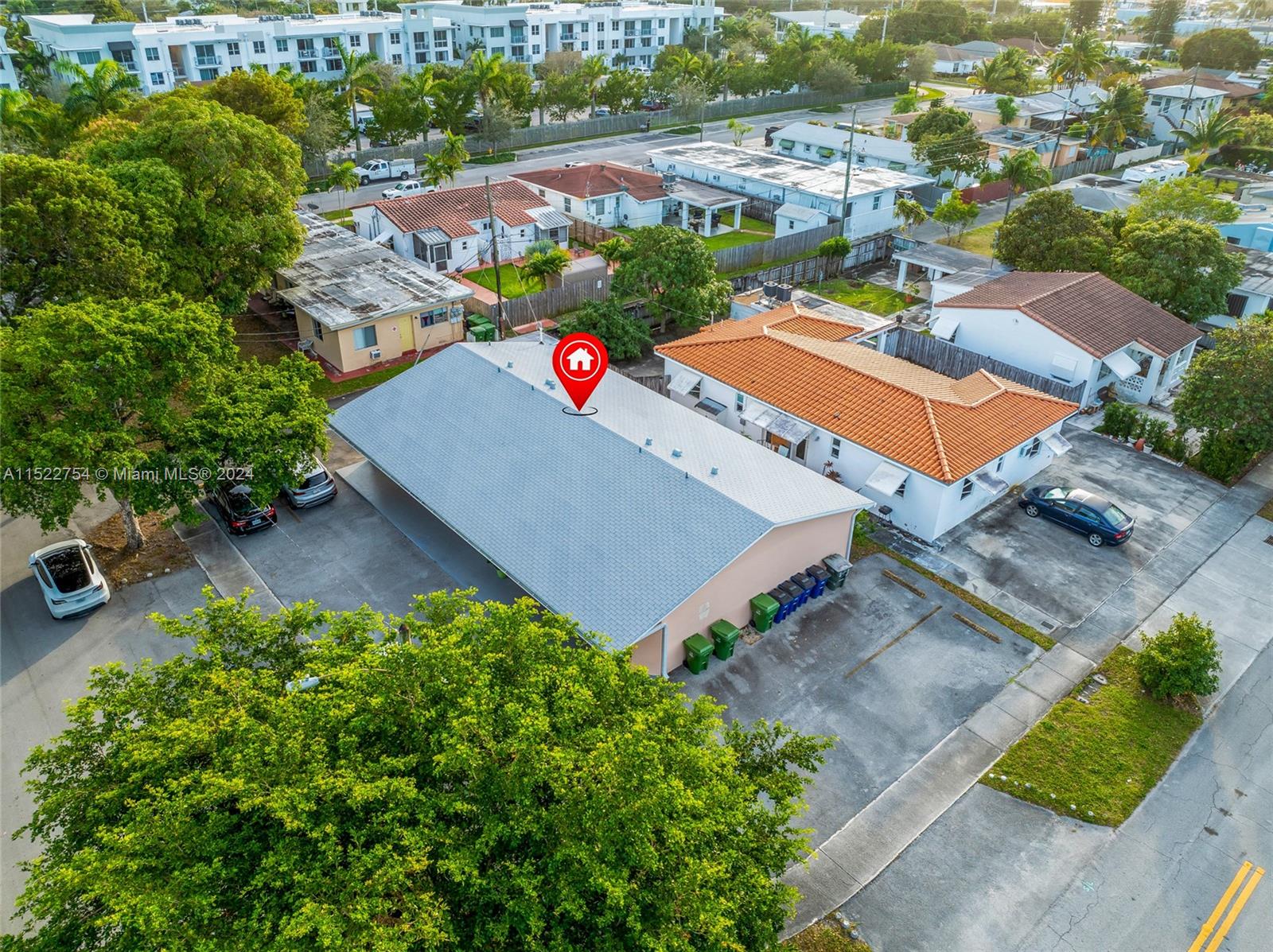 412 NE 4th Ave, Hallandale Beach, Florida 33009, ,Residentialincome,For Sale,412 NE 4th Ave,A11522754