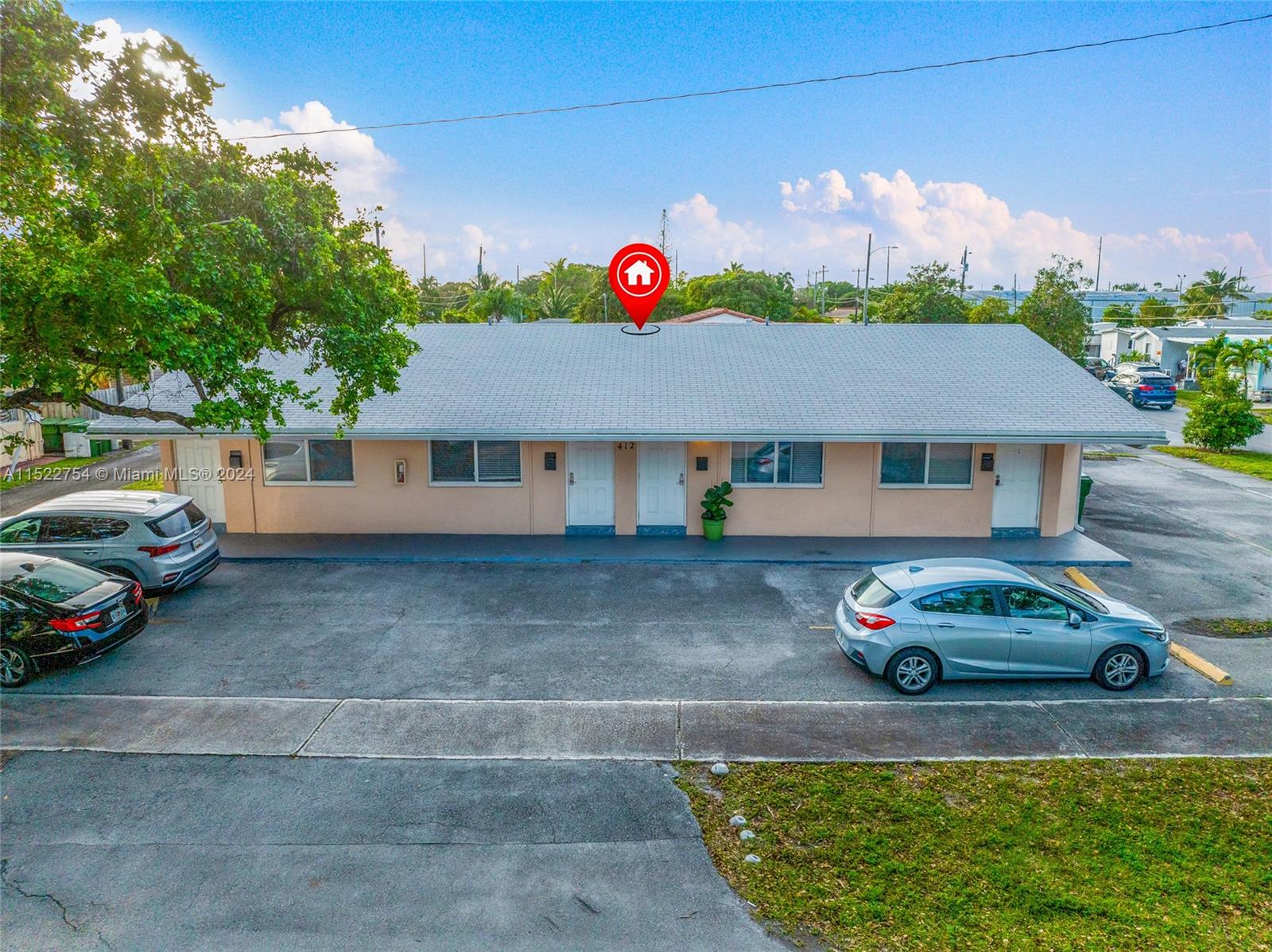 412 NE 4th Ave, Hallandale Beach, Florida 33009, ,Residentialincome,For Sale,412 NE 4th Ave,A11522754