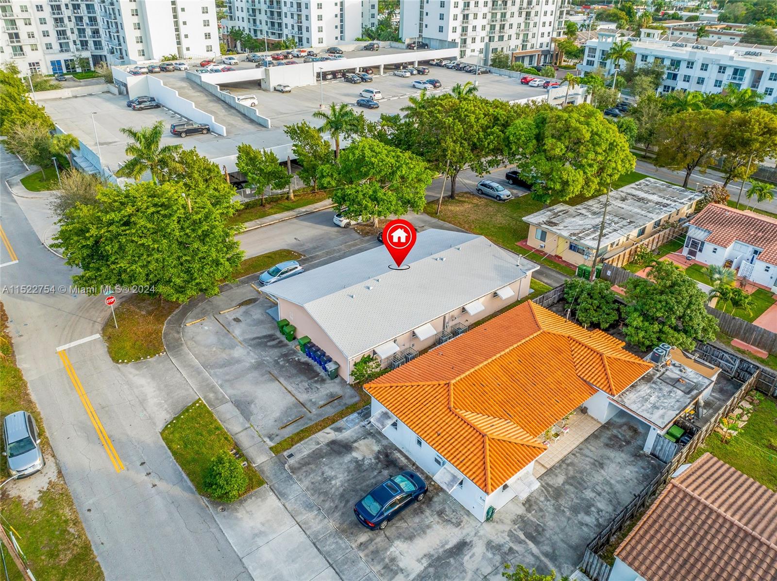 412 NE 4th Ave, Hallandale Beach, Florida 33009, ,Residentialincome,For Sale,412 NE 4th Ave,A11522754