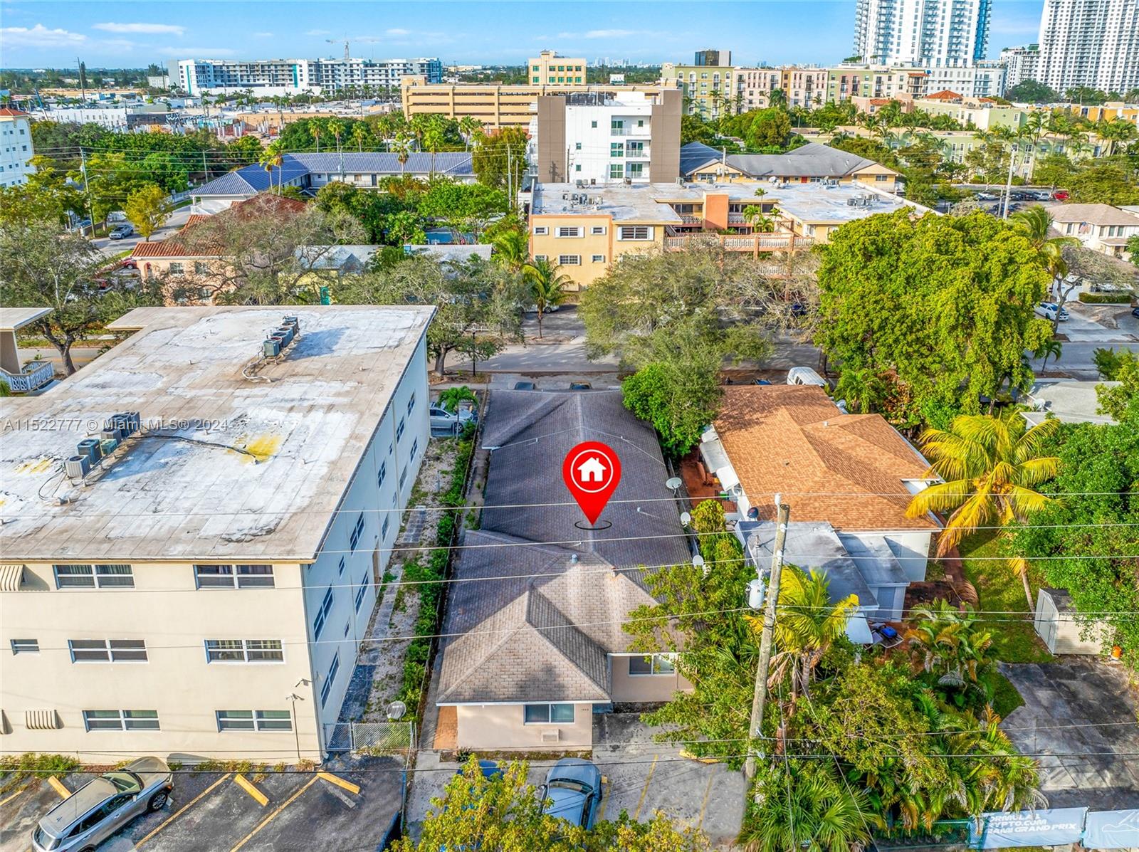 1942 Monroe St, Hollywood, Florida 33020, ,Residentialincome,For Sale,1942 Monroe St,A11522777