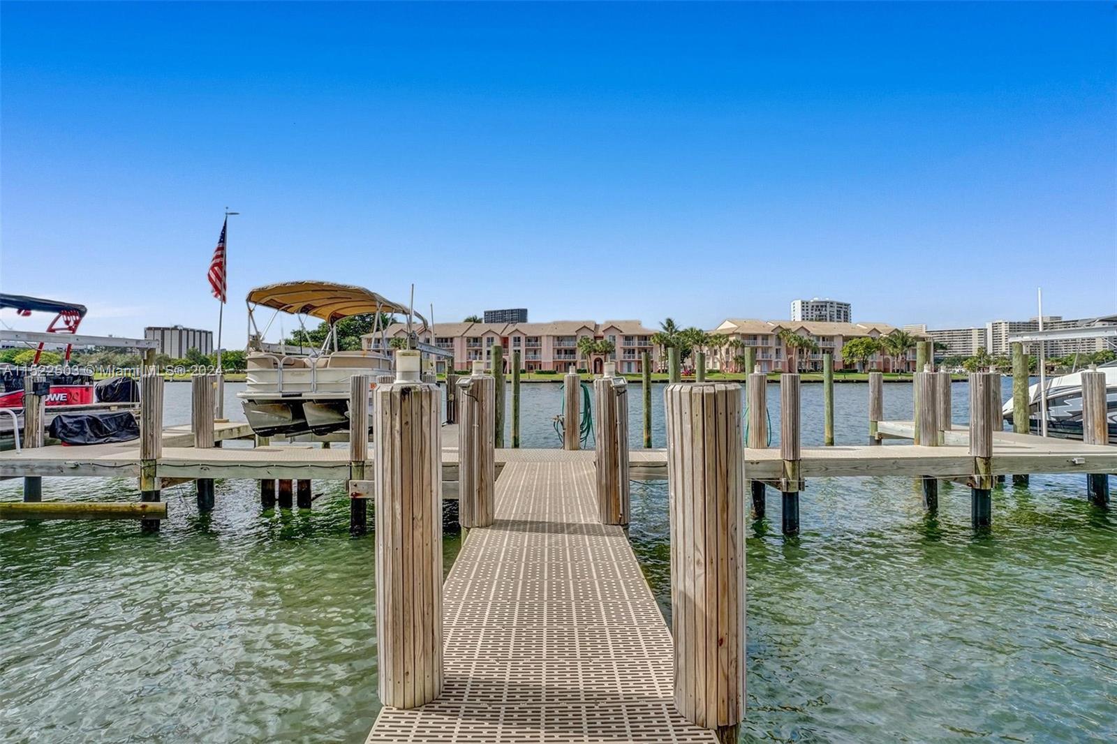 12 Seacrest Pkwy 3, Hollywood, Florida 33019, 3 Bedrooms Bedrooms, ,2 BathroomsBathrooms,Residential,For Sale,12 Seacrest Pkwy 3,A11522503
