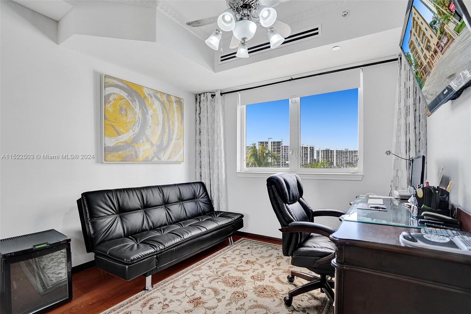 12 Seacrest Pkwy 3, Hollywood, Florida 33019, 3 Bedrooms Bedrooms, ,2 BathroomsBathrooms,Residential,For Sale,12 Seacrest Pkwy 3,A11522503