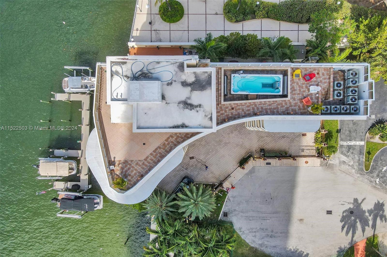 12 Seacrest Pkwy 3, Hollywood, Florida 33019, 3 Bedrooms Bedrooms, ,2 BathroomsBathrooms,Residential,For Sale,12 Seacrest Pkwy 3,A11522503