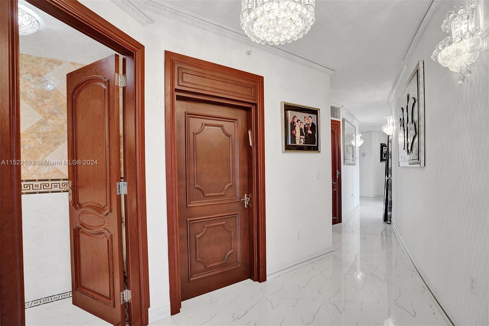 12 Seacrest Pkwy 3, Hollywood, Florida 33019, 3 Bedrooms Bedrooms, ,2 BathroomsBathrooms,Residential,For Sale,12 Seacrest Pkwy 3,A11522503